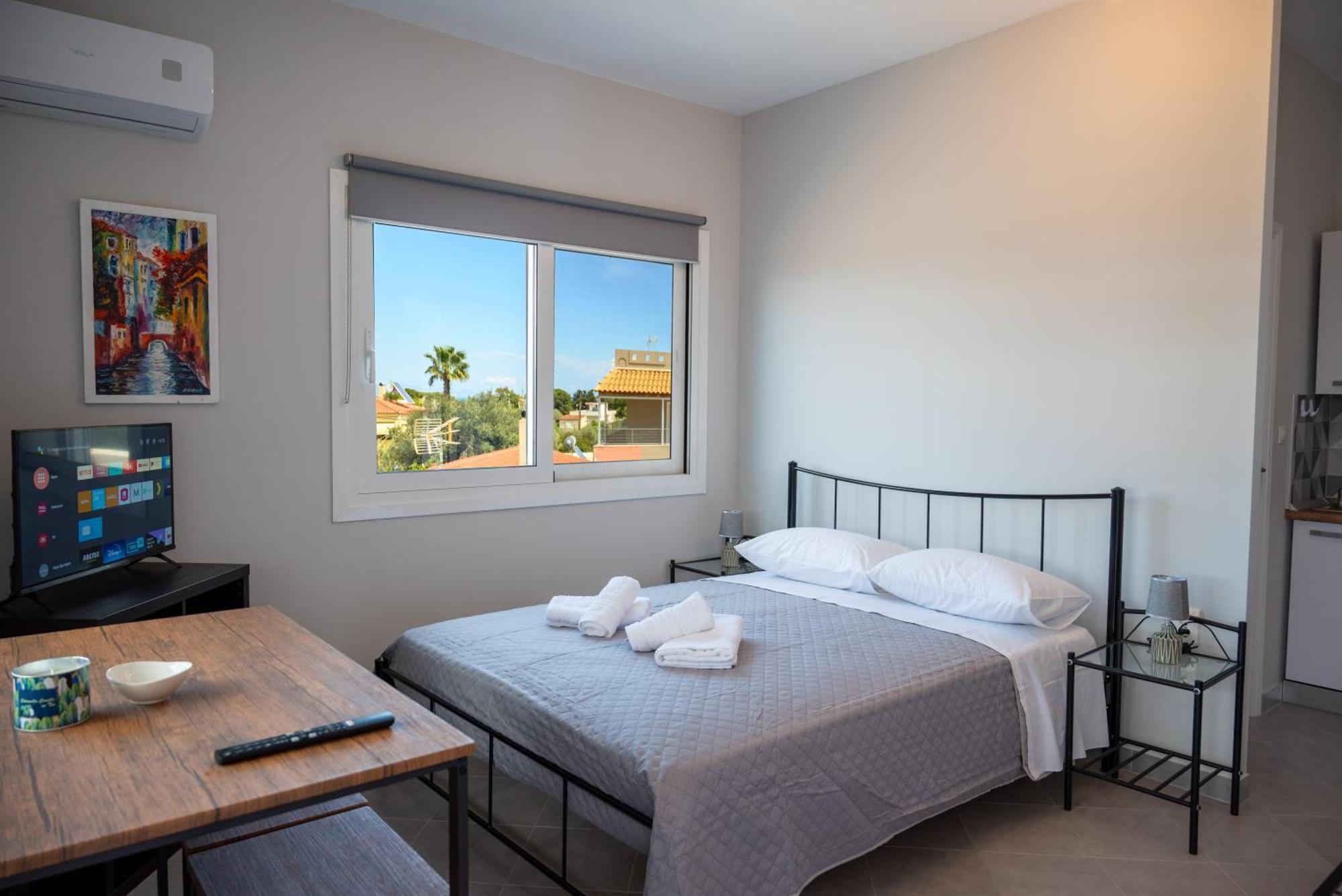 Airport Palmtree Apartments - 15Min From Airport Artemida  Bagian luar foto